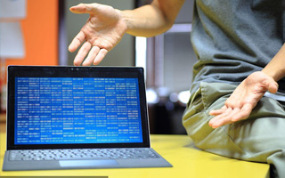 偃师 mongo排序sort,php如何按顺序排列数组？